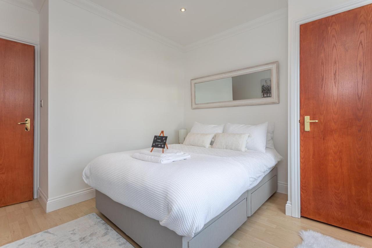 Luxury Granada Apartments - 1 & 2 Bed Flats W Free Parking Perfect For Contractors, Students Near The Beach Portsmouth Exteriör bild