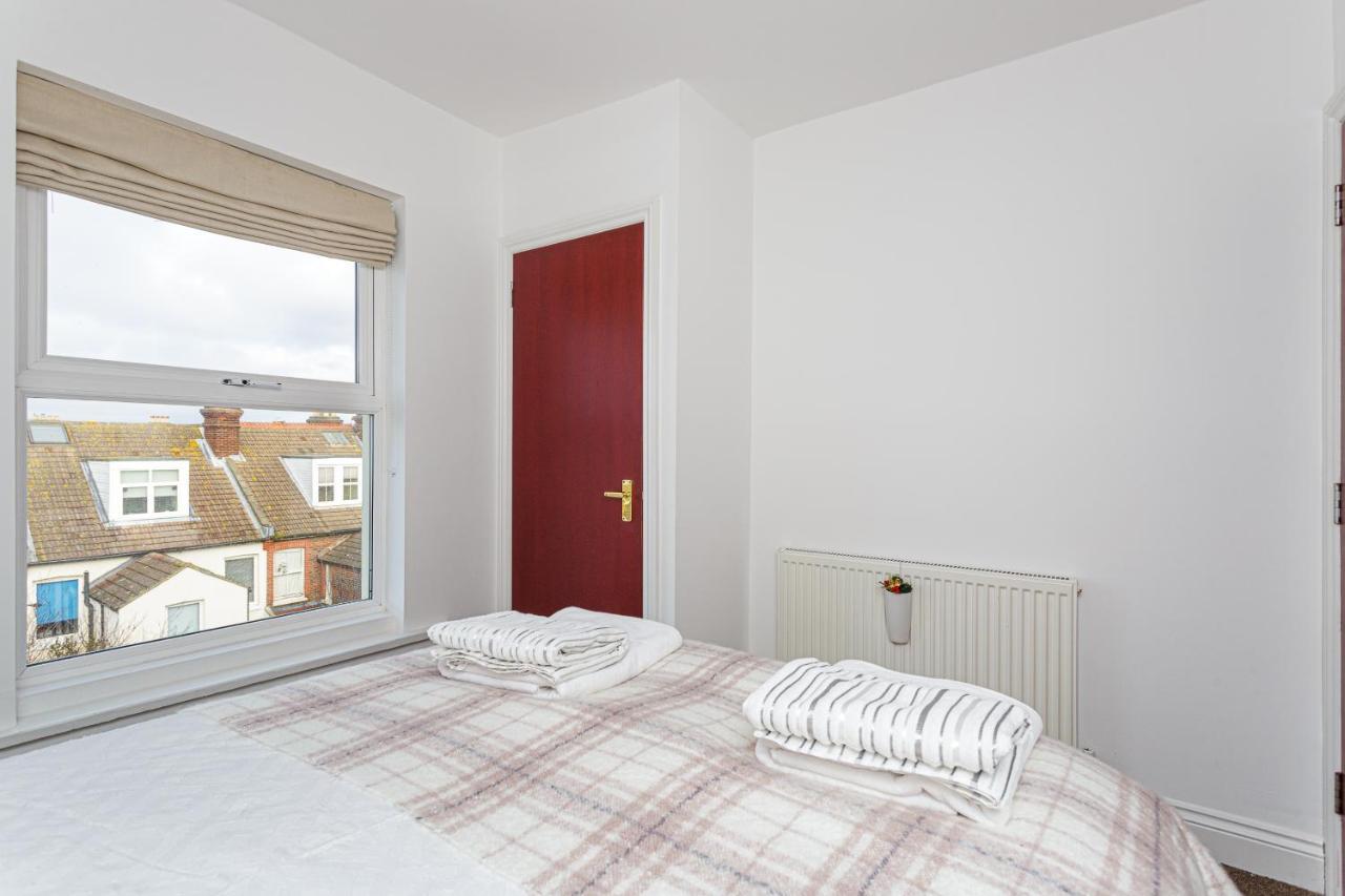 Luxury Granada Apartments - 1 & 2 Bed Flats W Free Parking Perfect For Contractors, Students Near The Beach Portsmouth Exteriör bild
