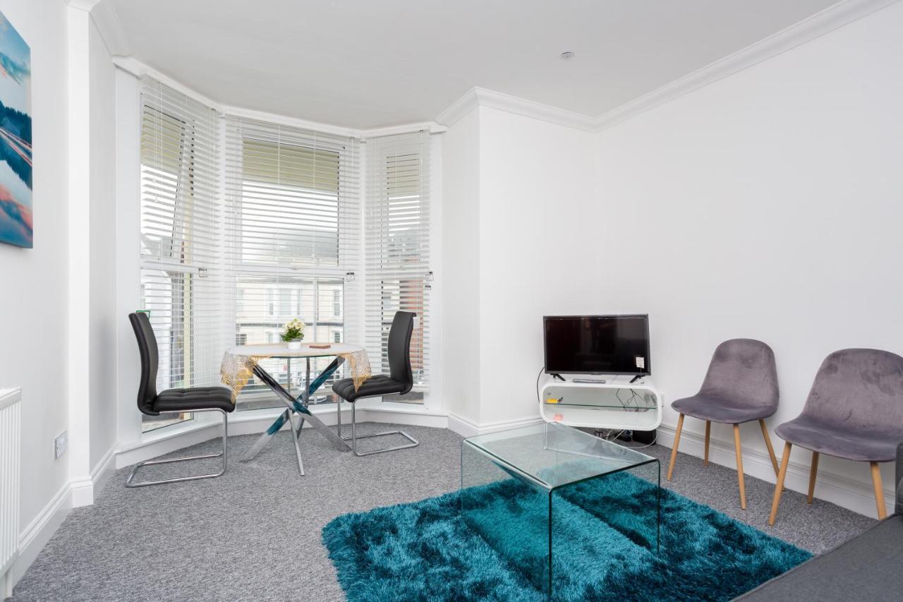 Luxury Granada Apartments - 1 & 2 Bed Flats W Free Parking Perfect For Contractors, Students Near The Beach Portsmouth Rum bild