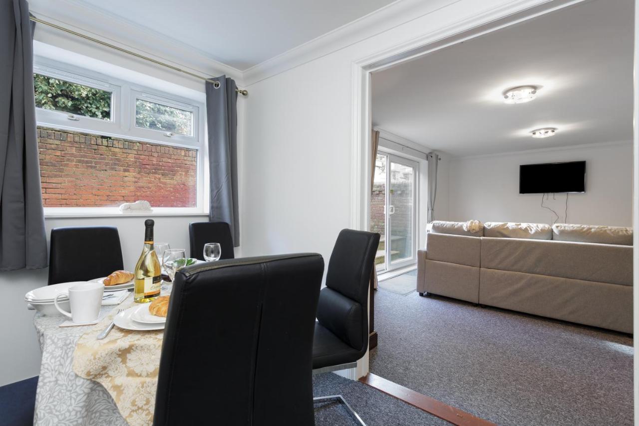 Luxury Granada Apartments - 1 & 2 Bed Flats W Free Parking Perfect For Contractors, Students Near The Beach Portsmouth Rum bild