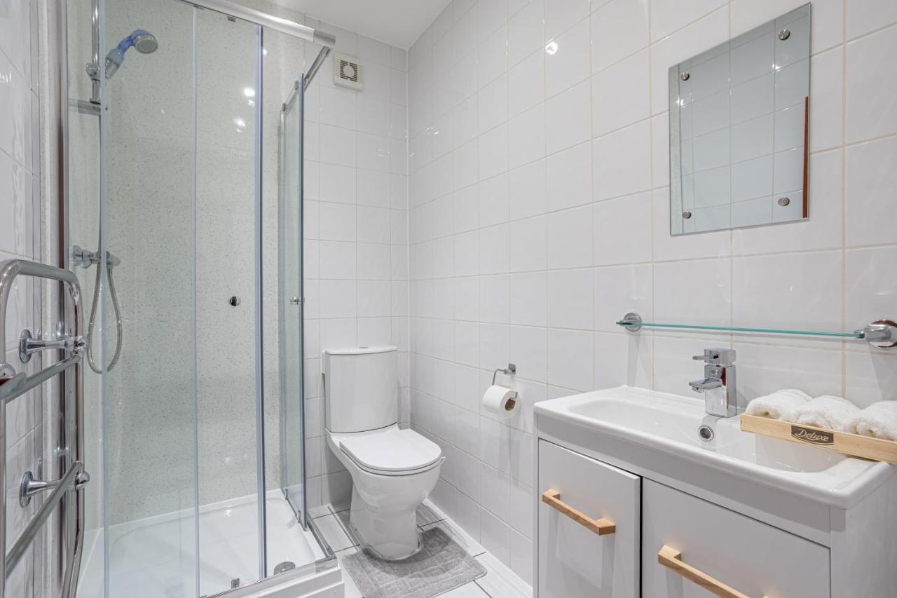 Luxury Granada Apartments - 1 & 2 Bed Flats W Free Parking Perfect For Contractors, Students Near The Beach Portsmouth Exteriör bild